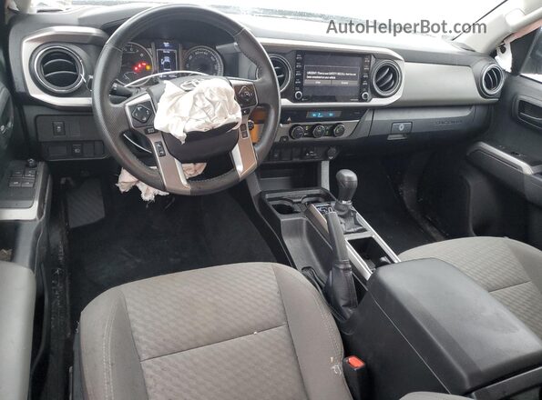 3TYRZ5CN1NT020669 2022 TOYOTA TACOMA Серебряный Вид панели приборов