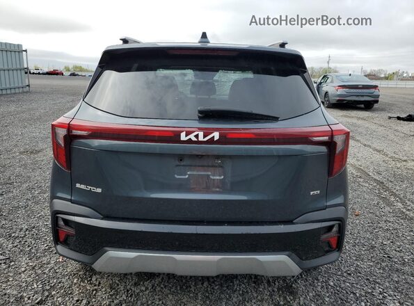 KNDETCA70R7537708 2024 KIA SELTOS Угольный Вид сзади