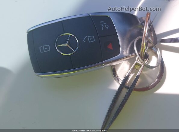 4JGFB4JB3NA707716 2022 MERCEDES-BENZ GLE 350 Red Առջևի վահանակի տեսք
