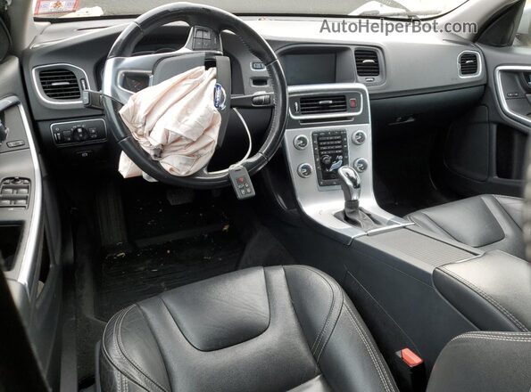 YV140MTL3H2428914 2017 VOLVO S60 Gray 