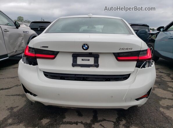 3MW5R7J09M8B66030 2021 BMW 3 SERIES White Rear view