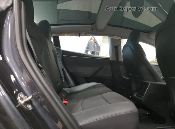 5YJ3E1EA0RF771496 2024 TESLA MODEL Charcoal უკანა სავარძლების ხედი