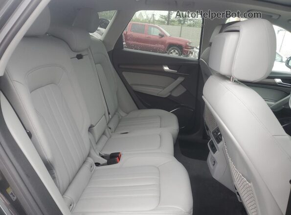 WA1BAAFY6M2114520 2021 AUDI Q5 Charcoal 