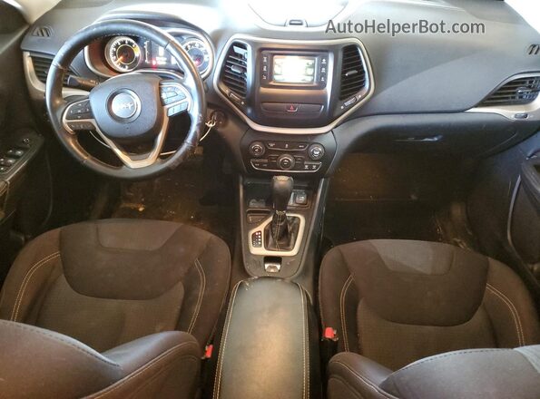 1C4PJLCB0GW107759 2016 JEEP CHEROKEE Green Вид панелі приладів