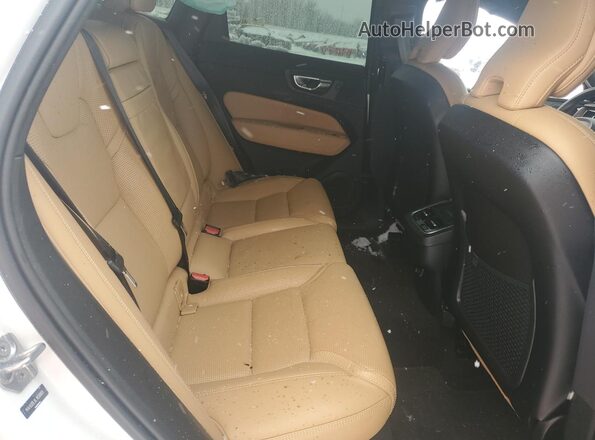 YV4102DLXL1458869 2020 VOLVO XC60 White Вид задньої частини салону