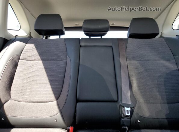 KNDEUCA25N7291850 2022 KIA SELTOS White 