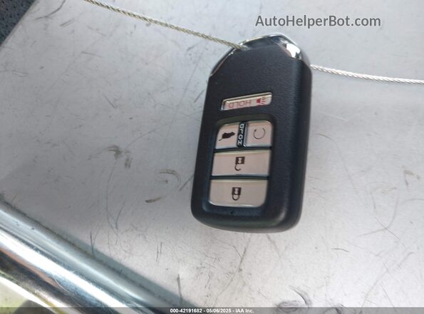 5FNYF8H61NB017374 2022 HONDA PASSPORT White წინა პანელის ხედი