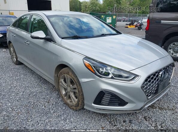 5NPE34AF2KH807147 2019 HYUNDAI SONATA Silver Widok z przodu