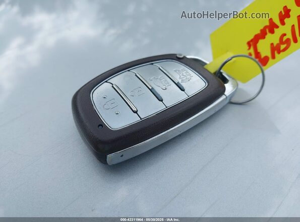 5NPE34AF2KH807147 2019 HYUNDAI SONATA Silver Widok deski rozdzielczej