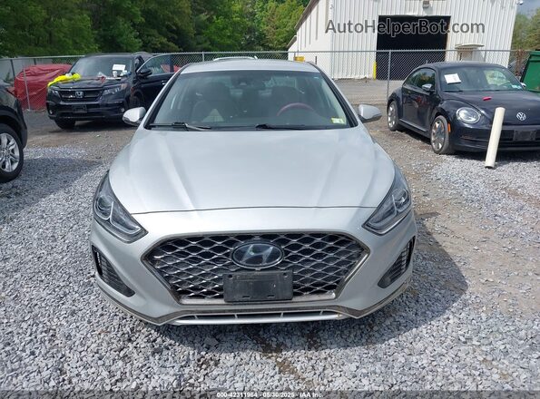 5NPE34AF2KH807147 2019 HYUNDAI SONATA Silver Widok zestawu wskaźników