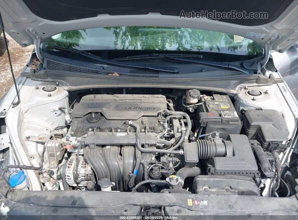 5NPLM4AG9NH065024 2022 HYUNDAI ELANTRA Gray Vista trasera
