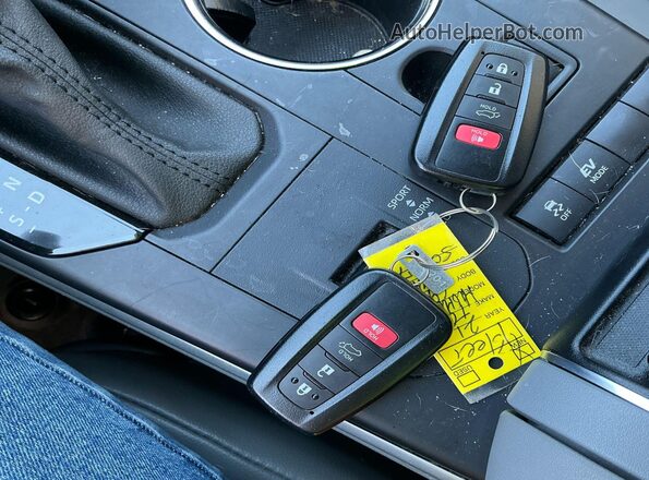 5TDGARAH2MS506372 2021 TOYOTA LE  