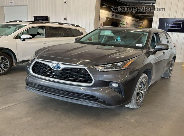 5TDGARAH2MS506372 2021 TOYOTA LE  