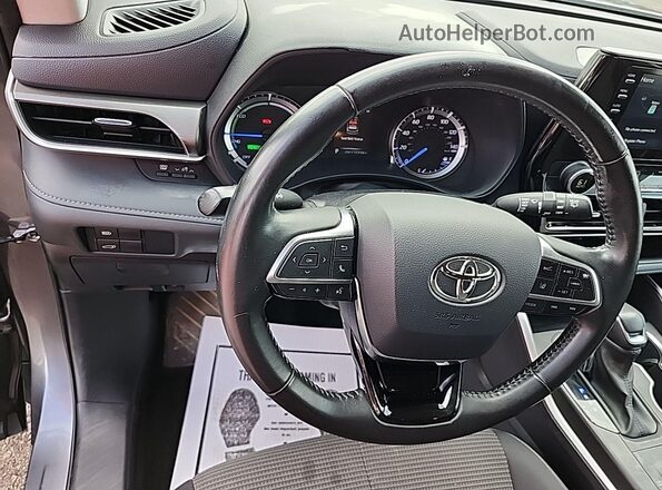 5TDZARAH8MS507213 2021 TOYOTA LE  