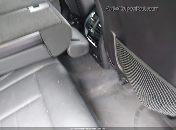 5UXTY9C05M9F31722 2021 BMW X3 Gray VIN sticker view
