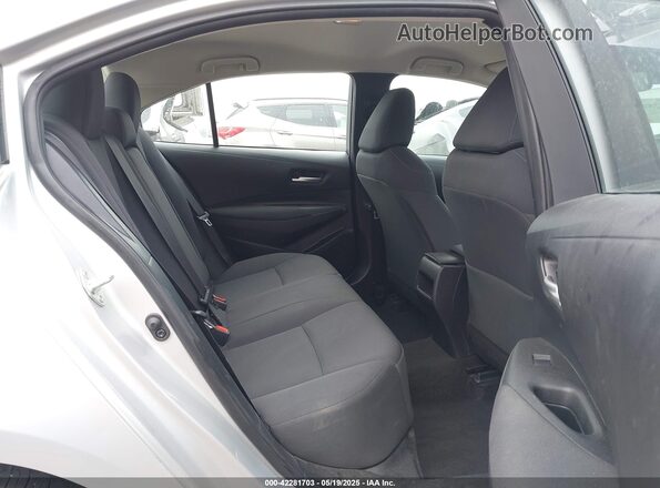 5YFEPMAE2MP257501 2021 TOYOTA LL Silver VIN կոդի պիտակի տեսք