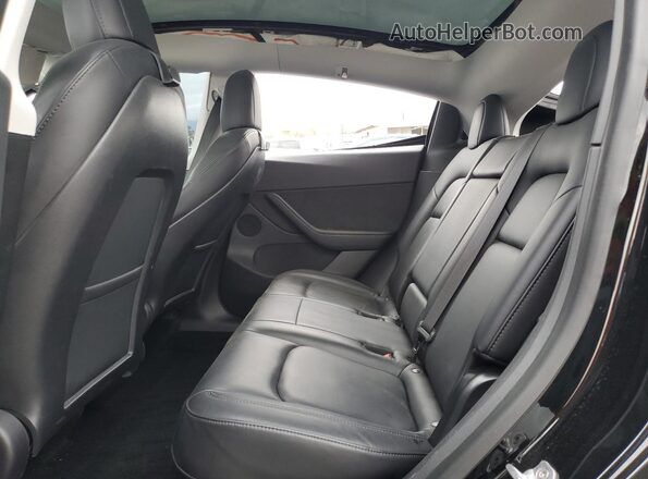 5YJYGDEE3MF084655 2021 TESLA MODEL Black Widok wnętrza z tyłu