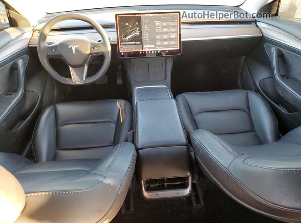 5YJ3E1EBXMF072619 2021 TESLA MODEL Gray Առջևի վահանակի տեսք