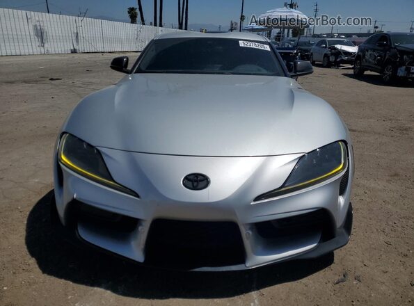 WZ1DB4C02LW026309 2020 TOYOTA SUPRA Silver Դիմացի տեսք