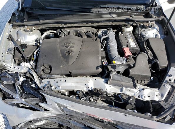4T1DZ1FB9MU064800 2021 TOYOTA LIMITED Silver Rear interior view