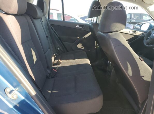 WVGAV7AX3HK047349 2017 VOLKSWAGEN TIGUAN Синий 
