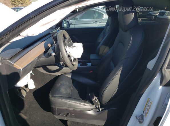 5YJYGDEE7MF083864 2021 TESLA MODEL Белый Вид салона спереди