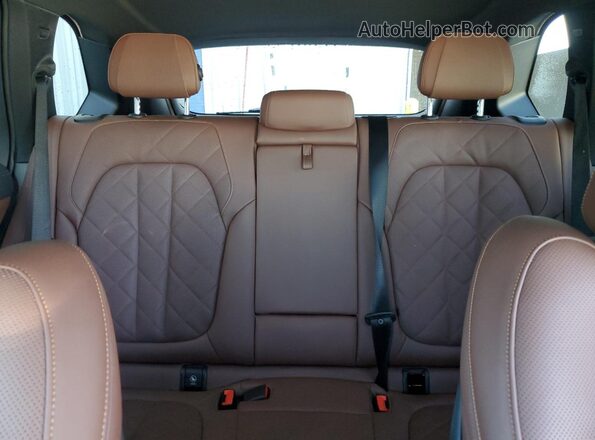 5UXCR6C07P9N71121 2023 BMW X5 White უკანა სავარძლების ხედი