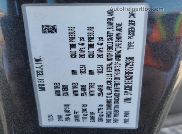5YJ3E1EA3RF872936 2024 TESLA MODEL Gray 