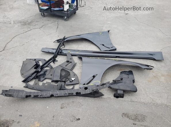 WBA13BK01NCH78575 2022 BMW M5 Black Engine compartment view