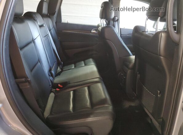 1C4RJFBG3JC450470 2018 JEEP GRAND Silver Rear interior view