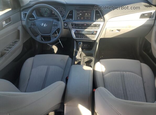 KMHE24L38HA067587 2017 HYUNDAI SONATA Черный Вид панели приборов