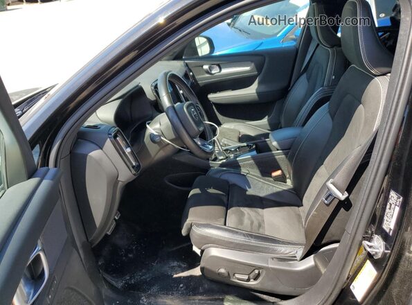 YV4ED3UR0M2582001 2021 VOLVO XC40 Черный Вид салона спереди