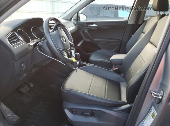 3VV2B7AX4MM071617 2021 VOLKSWAGEN TIGUAN Silver წინა სალონის ხედი