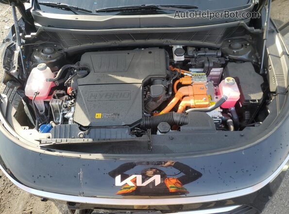 KNDCR3LE7R5171386 2024 KIA NIRO Black 