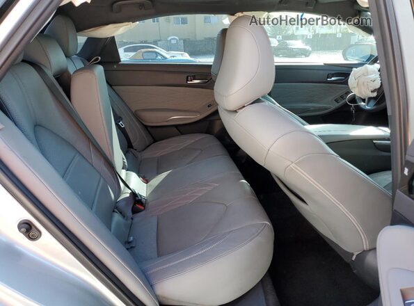 4T1DZ1FB9MU064800 2021 TOYOTA LIMITED Silver Rear seats view