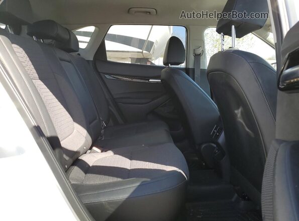 KNDEUCA25N7291850 2022 KIA SELTOS White 