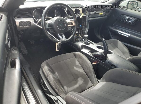 1FA6P8CF4L5127304 2020 FORD MUSTANG White Vista del salpicadero