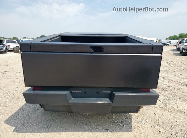 7G2CEHED3RA021099 2024 TESLA CYBERTRUCK Black 