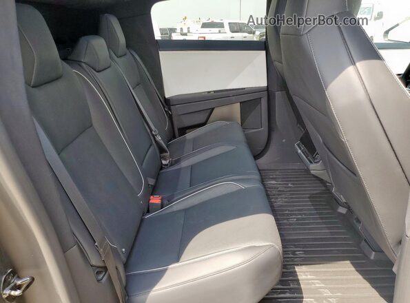 7G2CEHED3RA021099 2024 TESLA CYBERTRUCK Black 