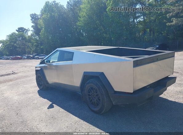 7G2CEHED6SA066009 2025 TESLA CYBERTRUCK Silver Հետևի ձախ