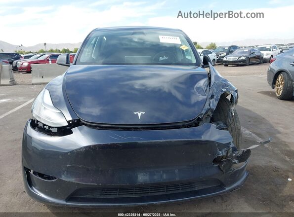 7SAYGDEEXRF080483 2024 TESLA MODEL Y Gray 