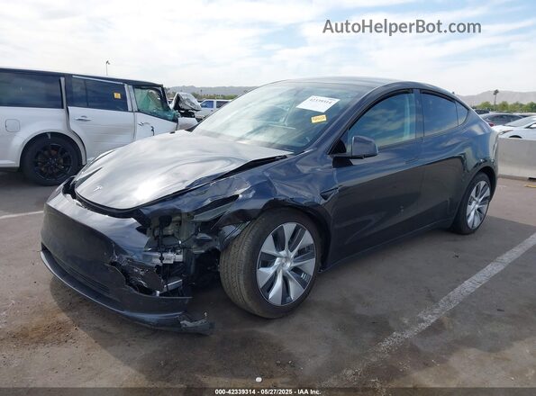 7SAYGDEEXRF080483 2024 TESLA MODEL Y Gray 