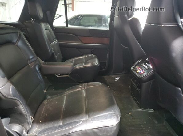 5LMJJ2LT1JEL04387 2018 LINCOLN NAVIGATOR Silver 