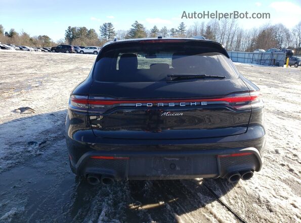 WP1AA2A53RLB09375 2024 PORSCHE MACAN Black Հետևի տեսք