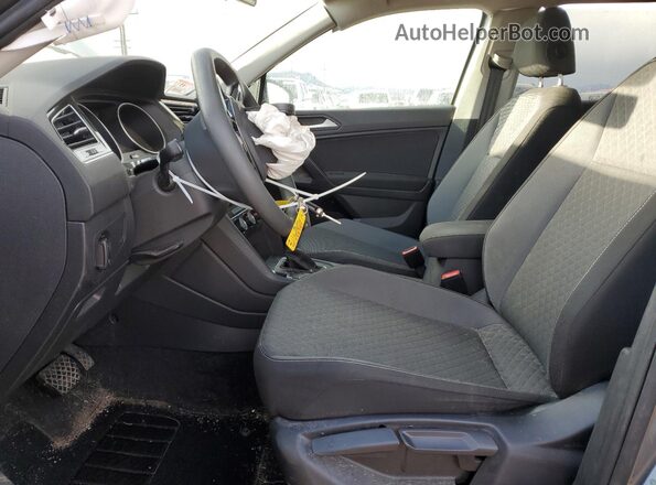 3VV0B7AX7MM021155 2021 VOLKSWAGEN TIGUAN Серый Вид салона спереди