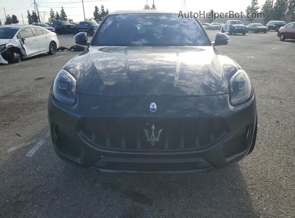 ZN682AVM7P7434172 2023 MASERATI GRECALE Black Widok z przodu