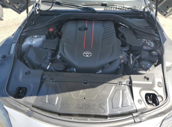 WZ1DB4C02LW026309 2020 TOYOTA SUPRA Silver Սալոնի հետևի տեսք
