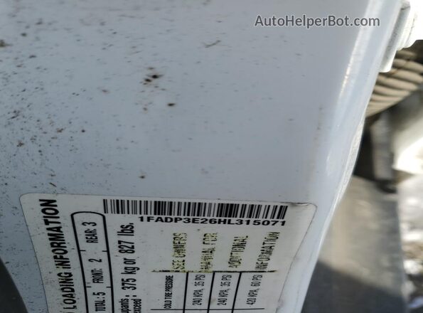 1FADP3E26HL315071 2017 FORD FOCUS White 