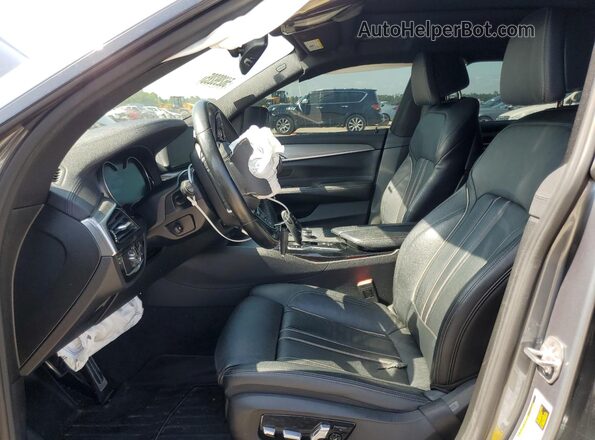 WBAJV6C50JBK07653 2018 BMW 6 SERIES Gray Widok wnętrza z przodu