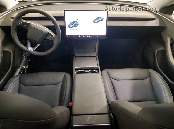 5YJ3E1EA3RF870362 2024 TESLA MODEL Серый Вид панели приборов